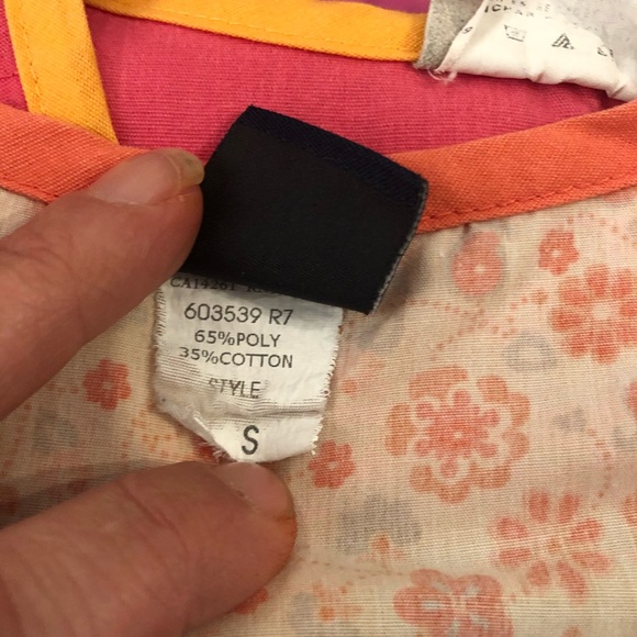 Scrub top - Picture 3 of 3